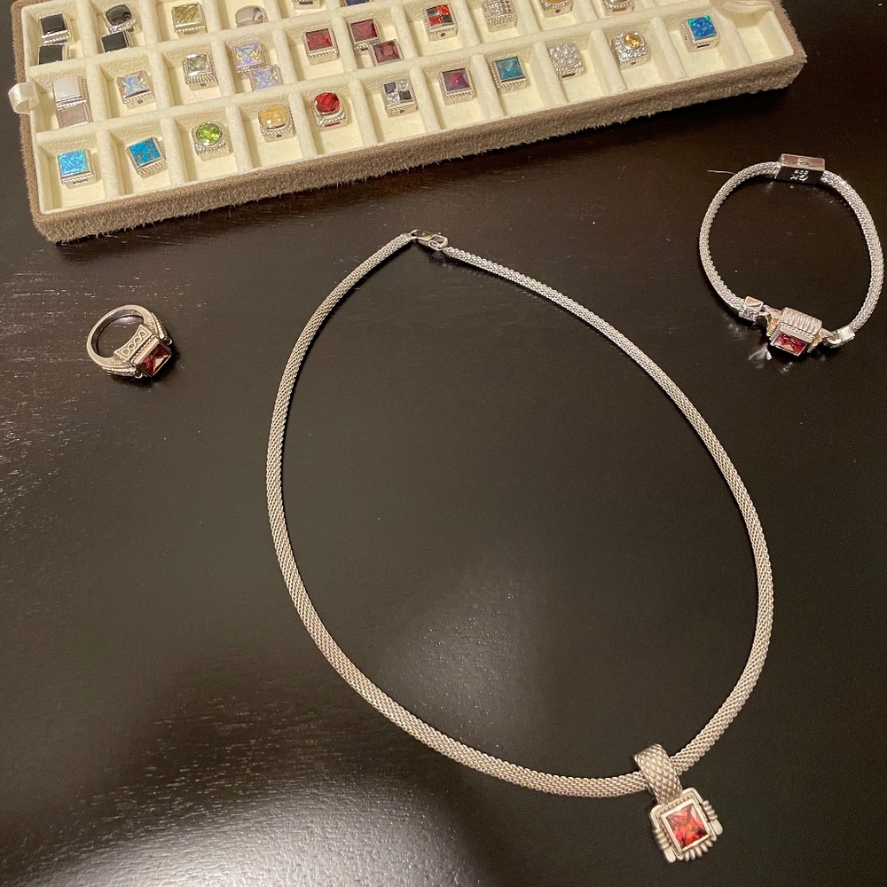 Lot of Goldman Kolber